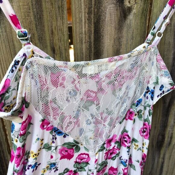 Millau Flower Lace Romper Sz Small - Picture 4 of 7